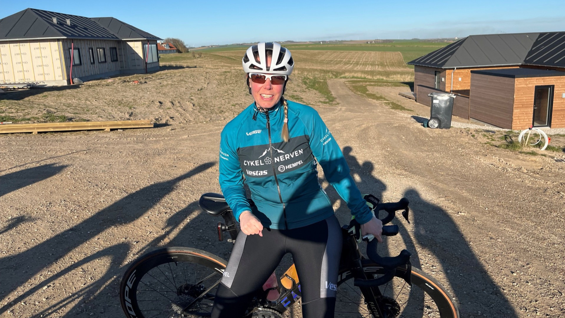 Cykling og Tour de France som Helle Fonnesbech Sejrups vigtige våben mod sin fætters kroniske sygdom 