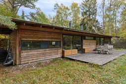 Revlingsvinget 17 og 1 anden boliger er kommet til salg denne uge i Frederiksværk - se boligerne her.