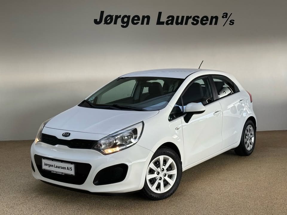 Torsdagsforkælelse hos Jørgen Laursen A/S: Prøvekør en Kia Rio i dag