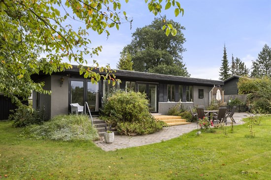 Bakkesvinget 10 er til salg for kun 875.000 kr.: Se de billigste boliger til salg i Kirke Hyllinge her