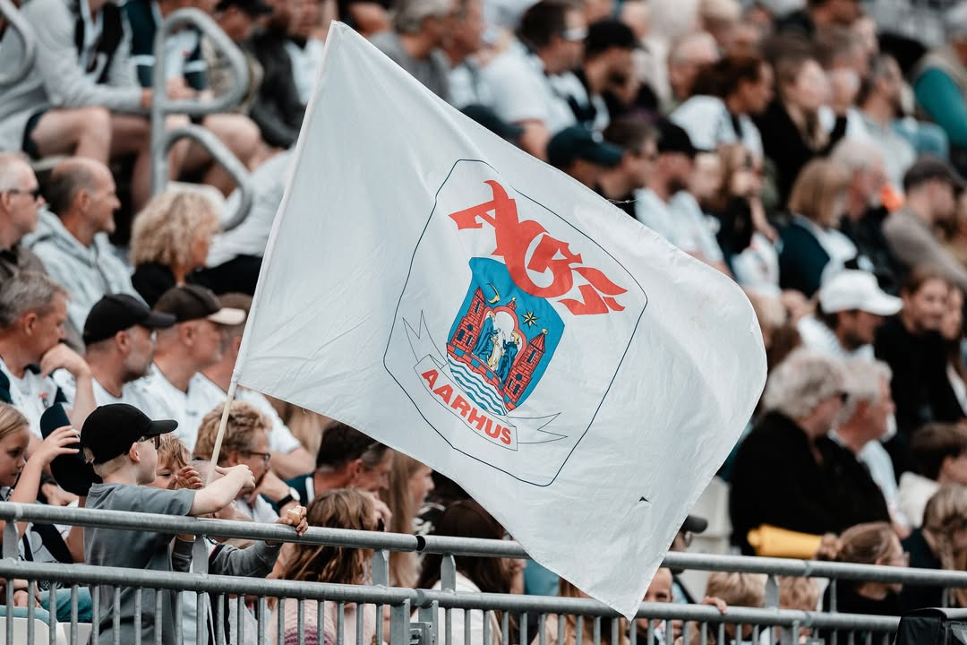 JAMA fejrer AGF-mesterskab med 40 kroner rabat på AGF-Osten