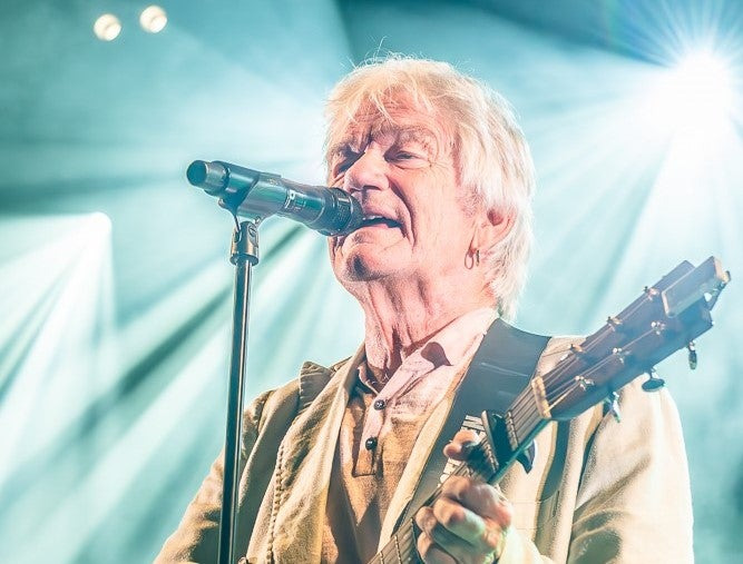 Eksklusiv sniglytter-premiere med Lars Lilholt Band i Odense