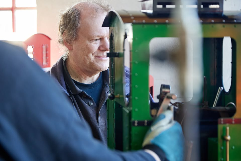 Normal køredag i Modelparken Danmark lokker med tog og minder