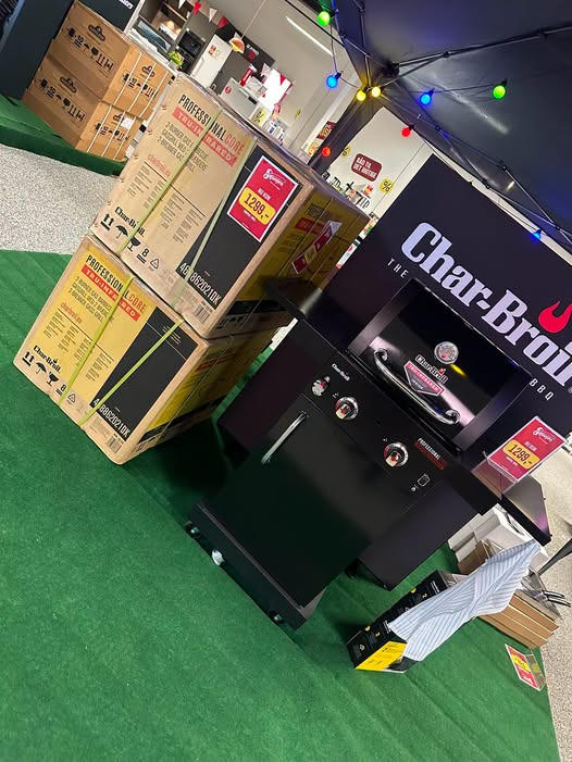 Skousen Nørresundby Hvidevarer har Char-Broil Professional Core 2B på lager til 1.299 kr.