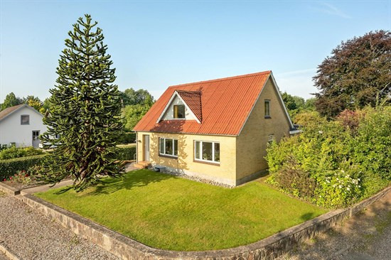 Bjerndrup Bygade 33 er til salg for kun 345.000 kr.: Se de billigste boliger til salg i Aabenraa her