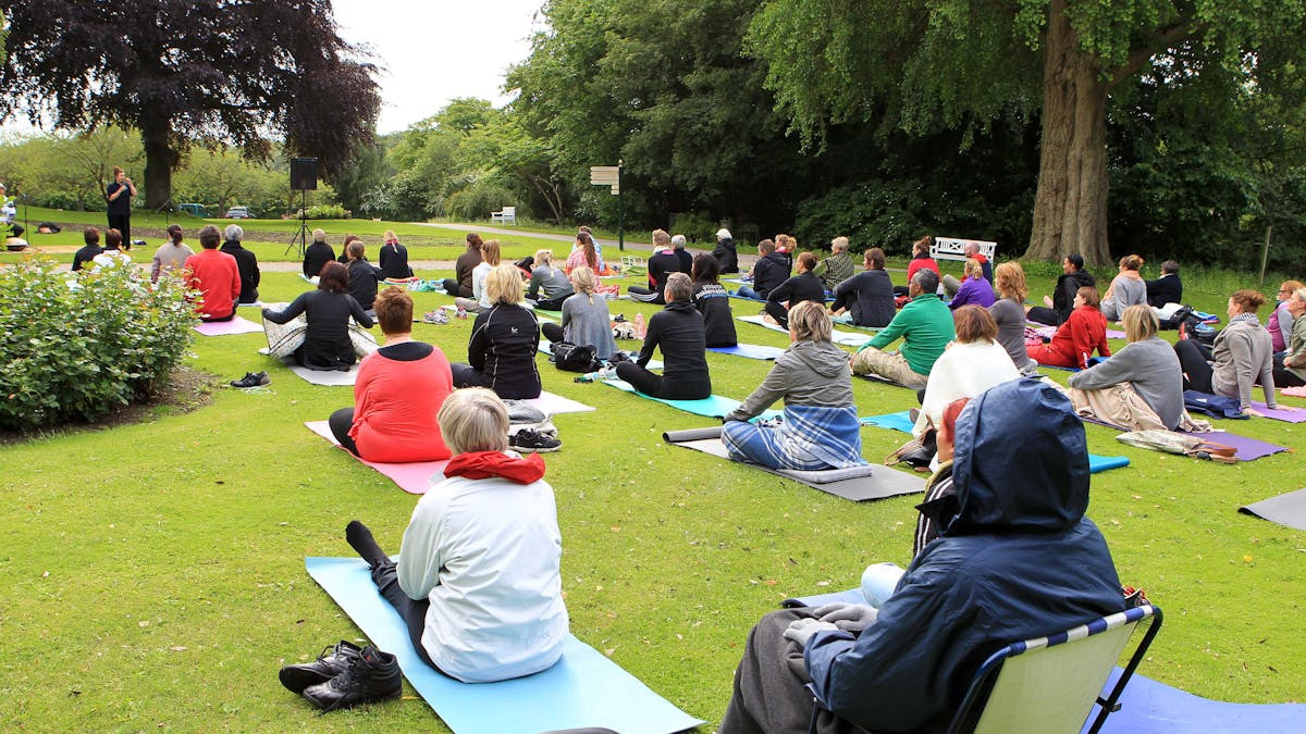 Yoga i smukke omgivelser på Rønnebæksholm