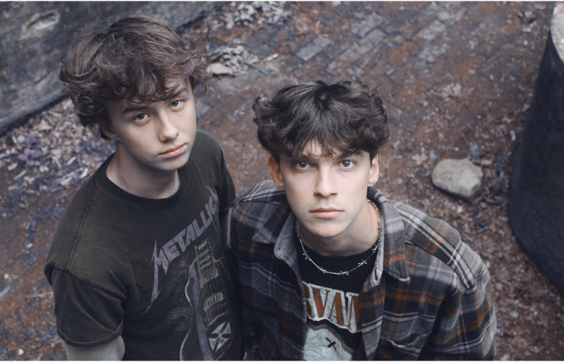 Ung Gnist præsenterer Midsommer på Gnisten i Ry