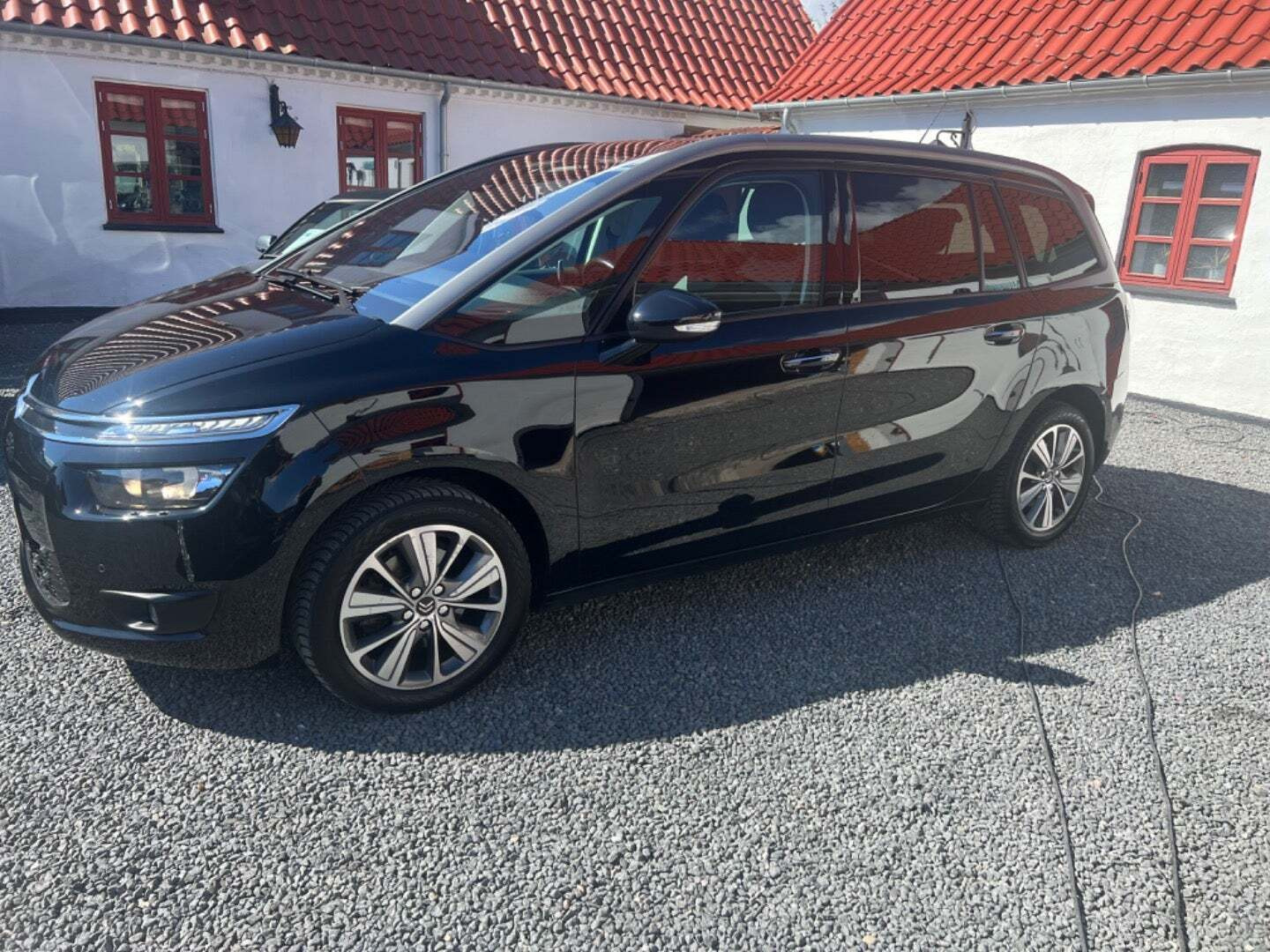 Biler netop sat til salg i Lundby