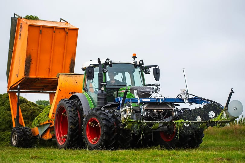 Skovbygaard A/S præsenterer optimal setup til græs med ny fingerklipper og tvillingehjul på Fendt