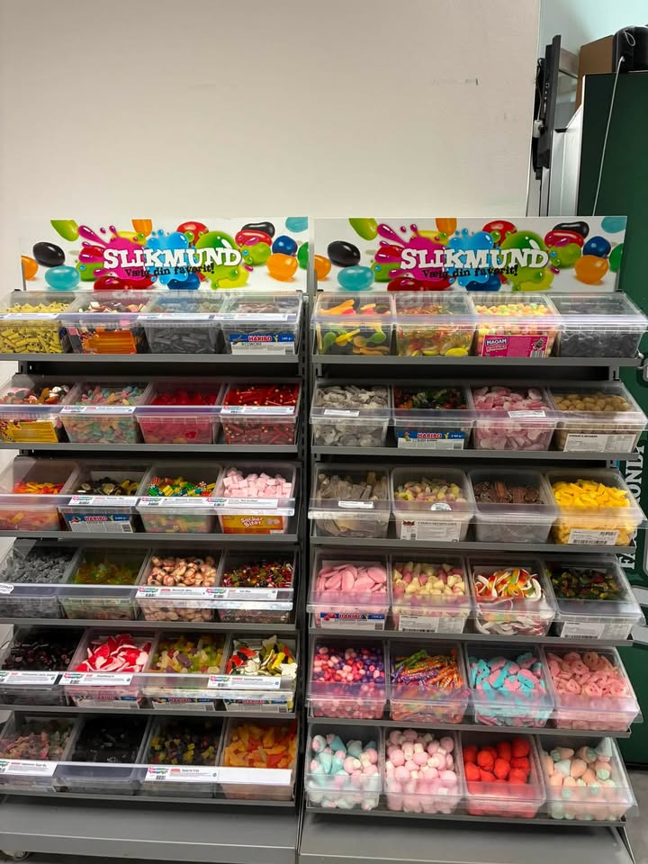 CENTER KIOSKEN sælger fransk hotdog til 30 kr. i dag