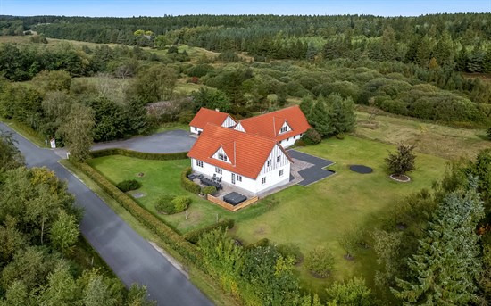 Eksklusiv bolig for 2.995.000 kr er netop kommet til salg i Karup - Se den og de dyreste boliger her