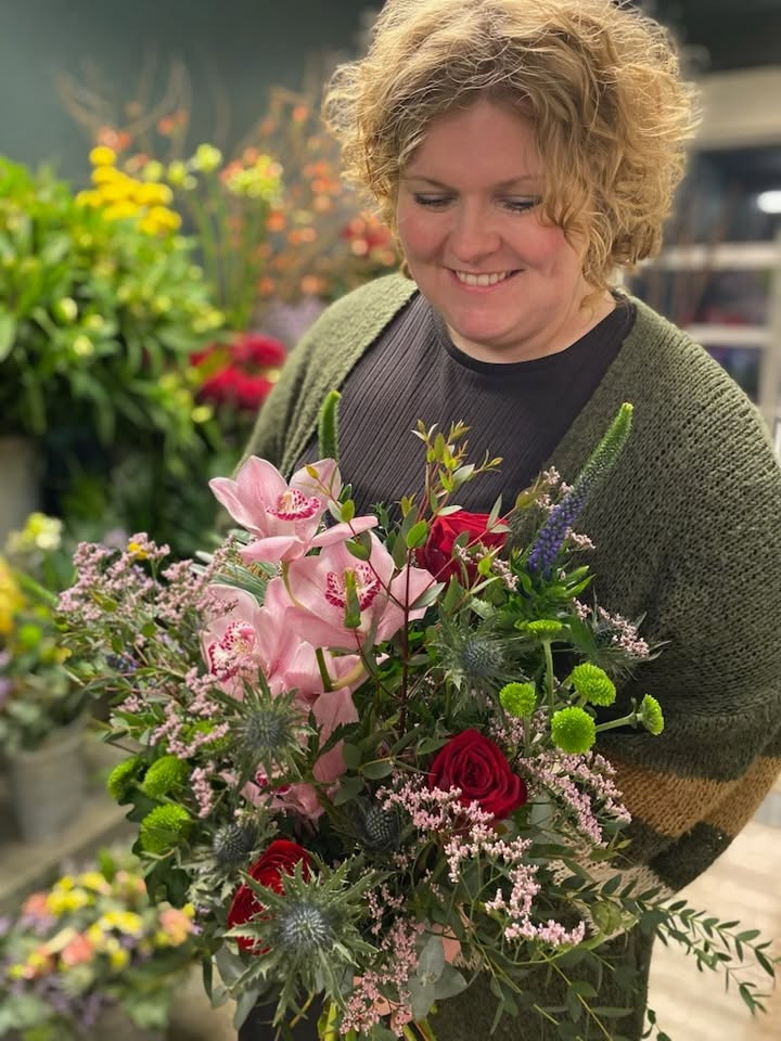 Forårshold i blomsterteknik starter i morgen hos Florist Pernille DB