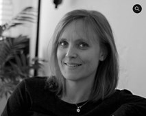 Allen Anjeh optræder på Engelsholm Slot