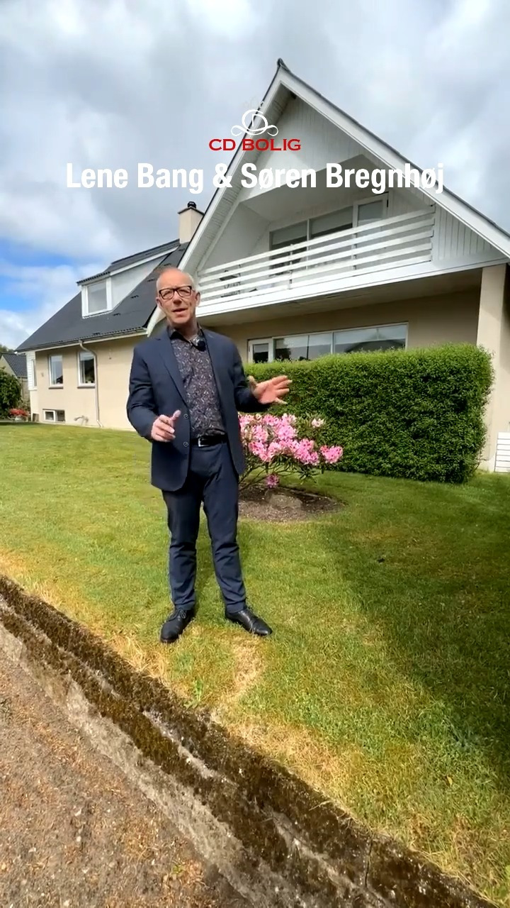 CD Bolig - Lene Bang & Søren Bregnhøj præsenterer charmerende familievilla med erhvervsmuligheder i Silkeborg