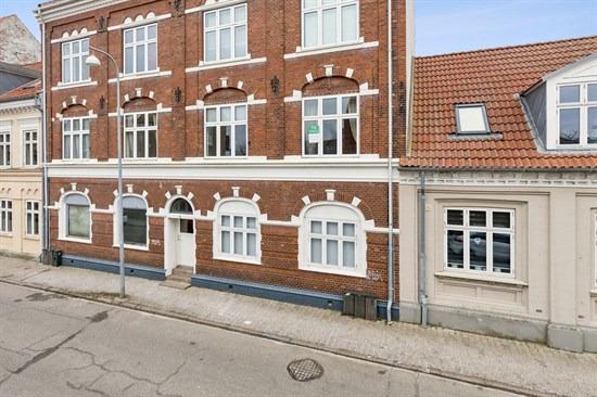 Härnösandvej 27 er til salg for kun 345.000 kr.: Se de billigste boliger til salg i Fredericia her