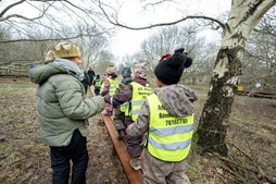 Små eventyrer indviede ny skov