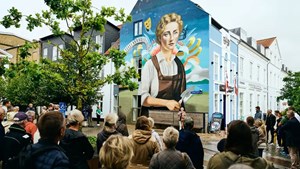 Ny gavludsmykning i Thisted fejrer byens historiske arv og Augusta Zangenberg