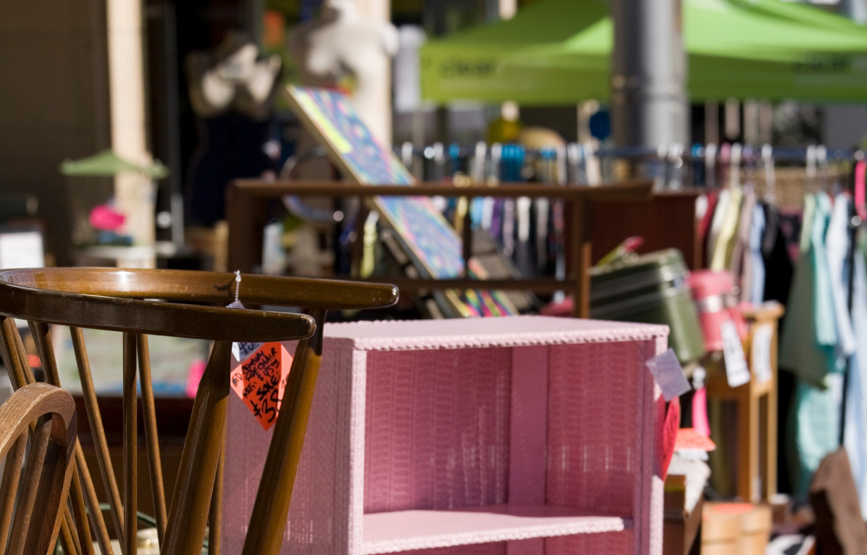 Kæmpe loppemarked i Arena Midt Kjellerup