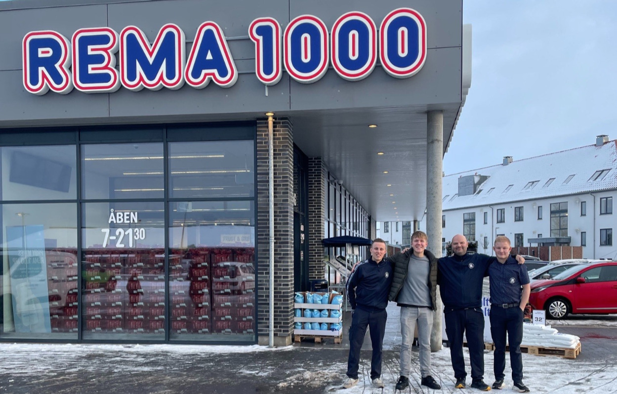 REMA 1000 Løgstør støtter lokalt motorsportstalent