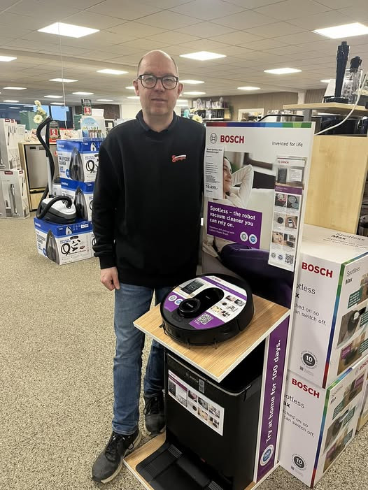 Skousen Herning præsenterer Lars: Din lokale støvsuger-ekspert