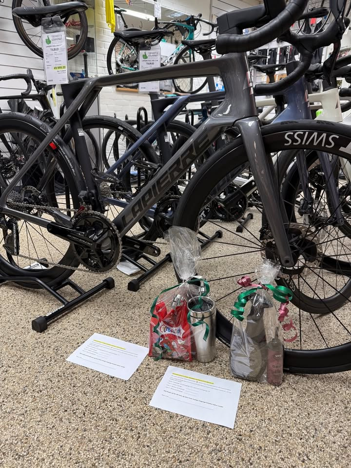 Per P. Cykler inviterer til julehygge og konkurrence på værkstedet