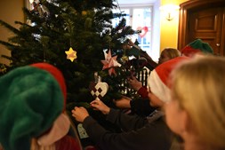 3. klasse har startet ny juletradition på Det Gamle Rådhus