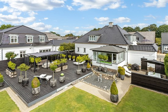 Top 6 over dyreste boliger til salg i Vamdrup. Priser op til 11.295.000 kr
