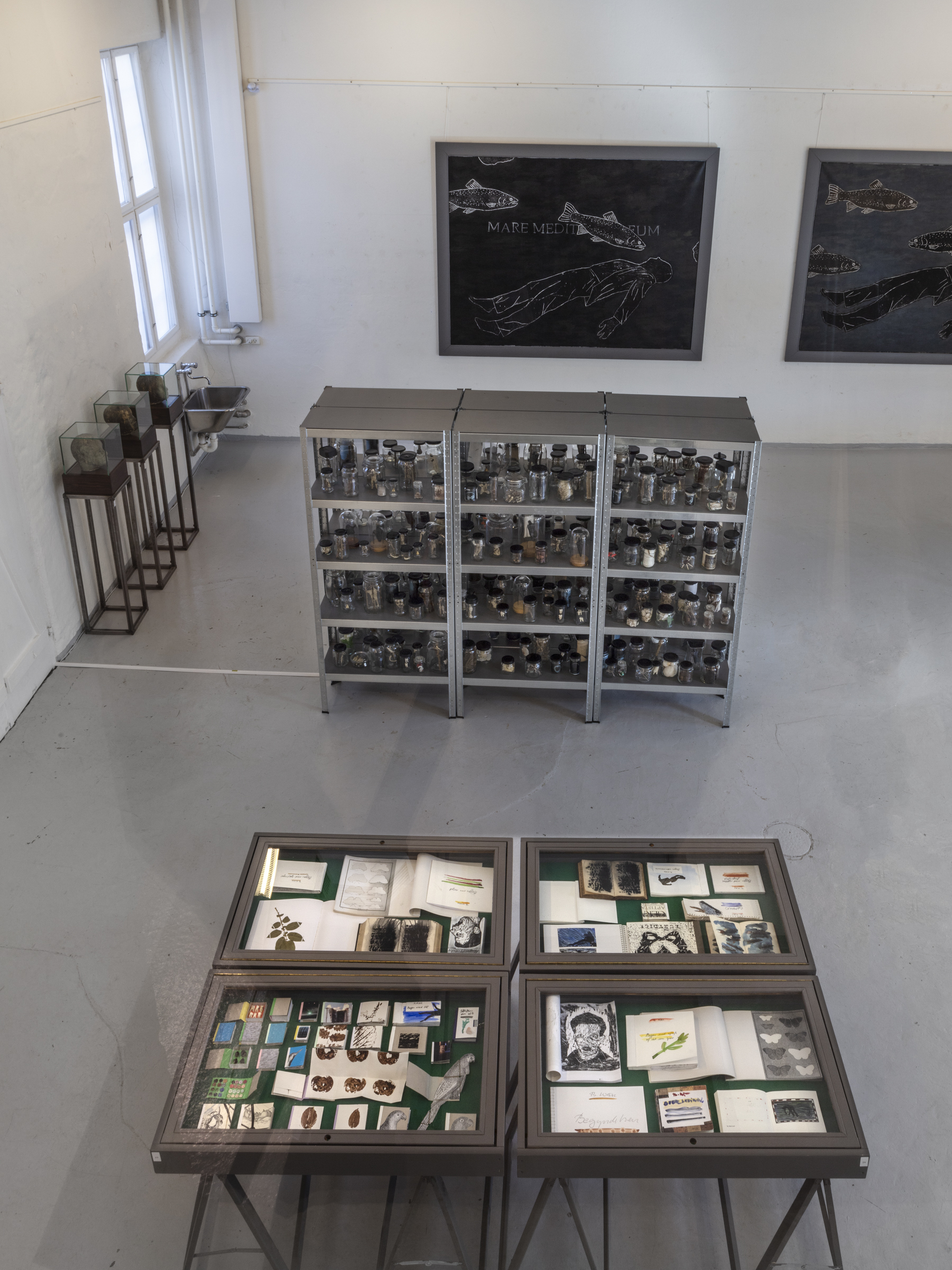 Bruno Kjær om sin udstilling Skyggebibliotekets spejl