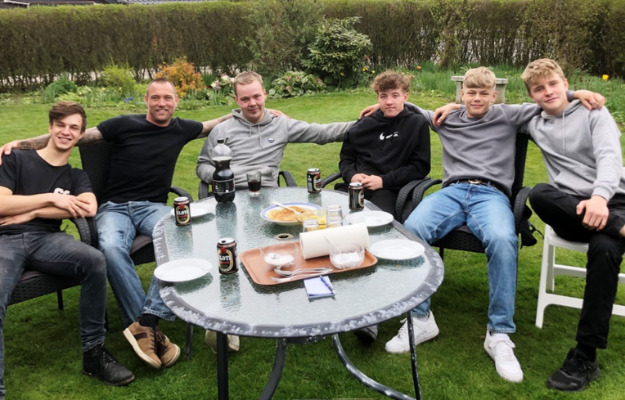 Pas på vores ungdom!