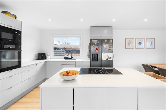 Vibeholms Vænge 125 og 1 anden boliger er kommet til salg denne uge i Ishøj - se boligerne her.