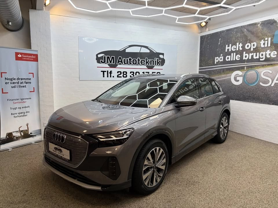 Spar 50.000 kr på næsten ny Audi Q4 e-tron hos JM Autoteknik