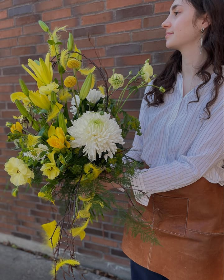 Vestergades Blomster ApS ønsker en god påske og holder selvbetjening åben hele påsken