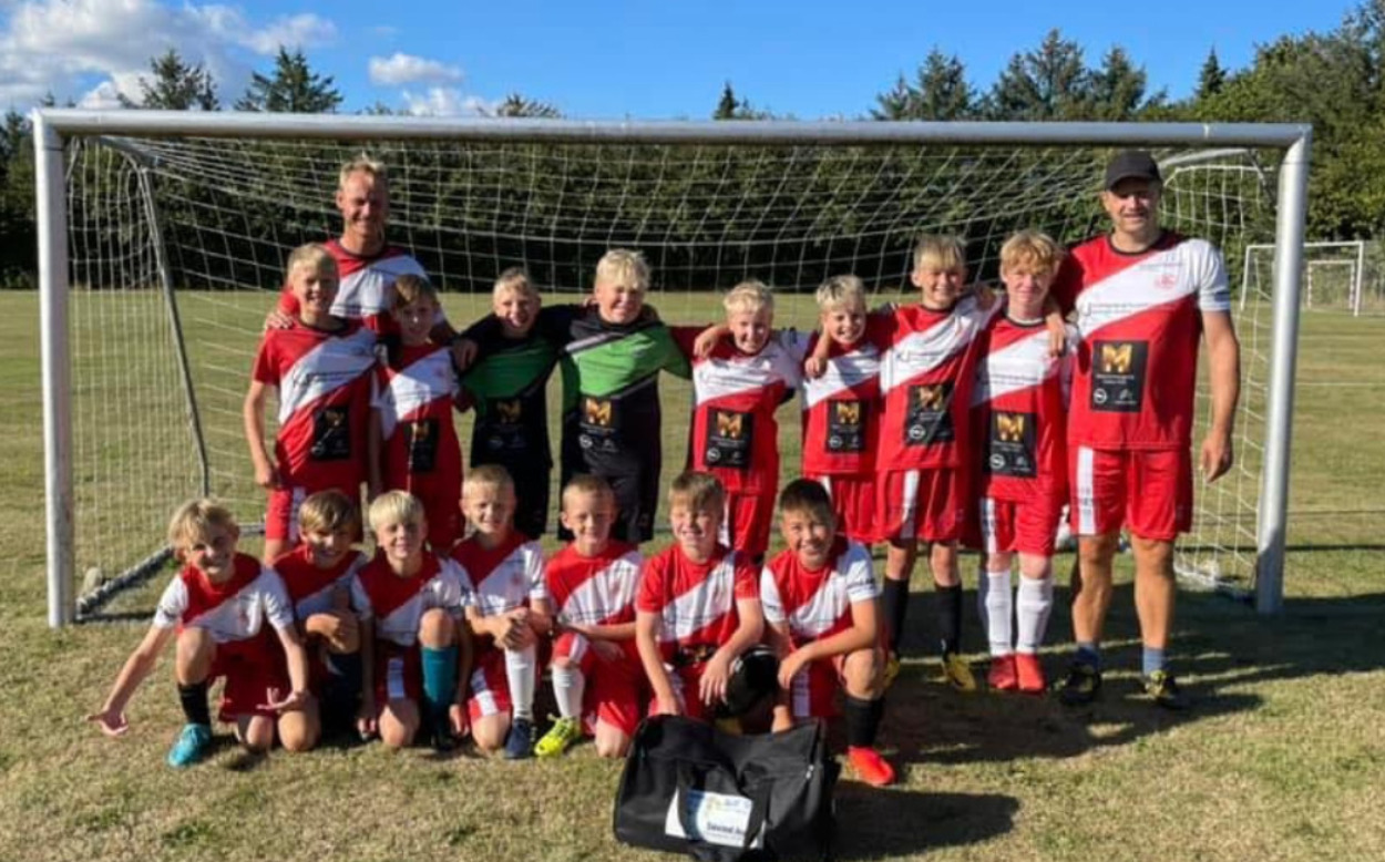 Søvind-drengene sejrer sikkert og deler førstepladsen i rækken: "Vi er meget stolte"