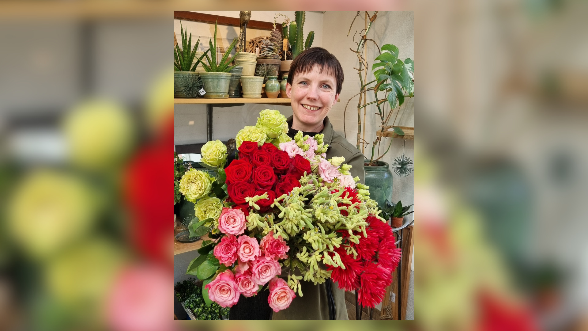 Mors dag nærmer sig: Fynbogården Blomster opfordrer til at være i god tid