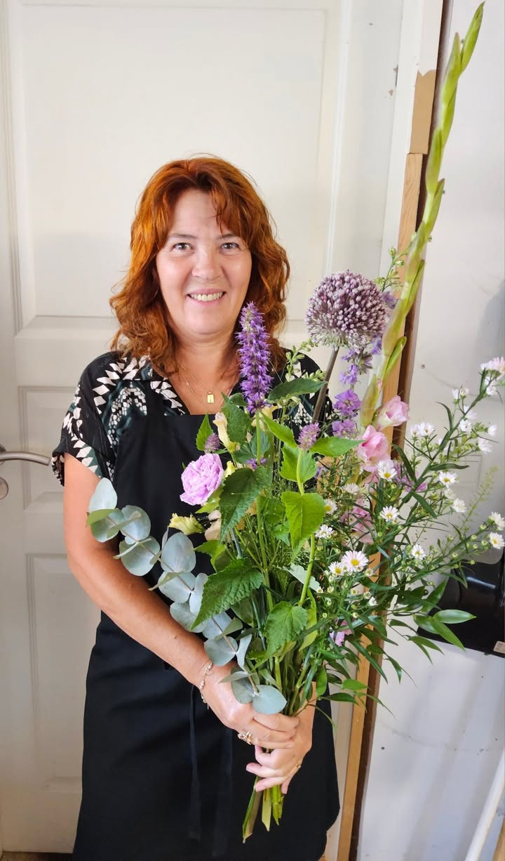 Flore Vida præsenterer weekendens flor og byder velkommen til Dorte White Hansen