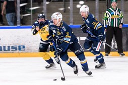Blue Fox fastholdt førsteplads efter sejr over Energy