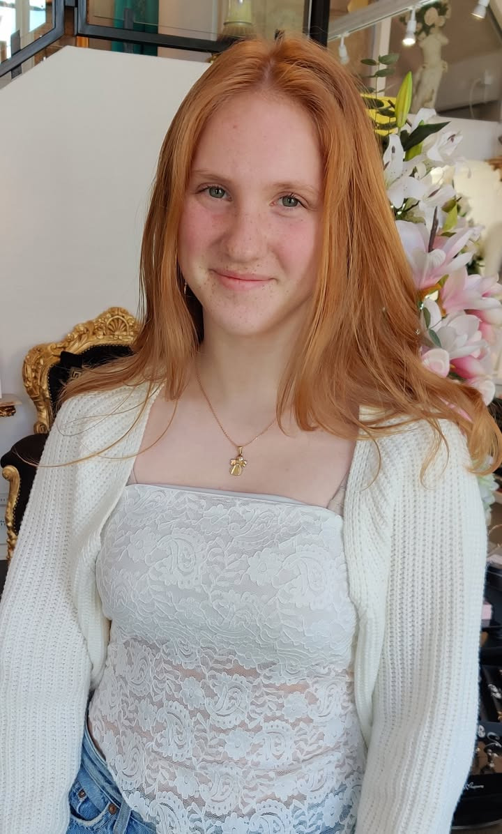 Smykkedesigner Helga Winther skaber unik skytsengel til konfirmand