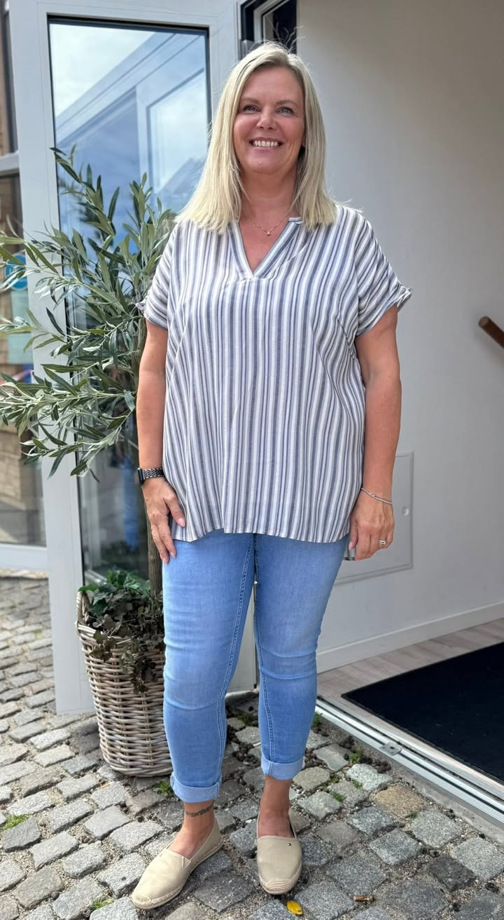 Only Curves præsenterer let og luftig sommerbluse fra Kaffe Curve
