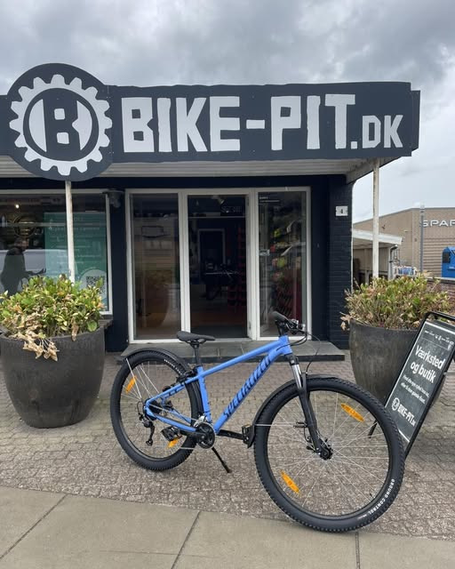 Bike-pit tilbyder Specialized Rockhopper Base med udstyrspakke til 5000 kr i september