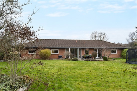 Luksusbolig netop kommet til salg i Tranbjerg J: Se hvad du skal smide for Tranbjerg Js dyreste adresser her