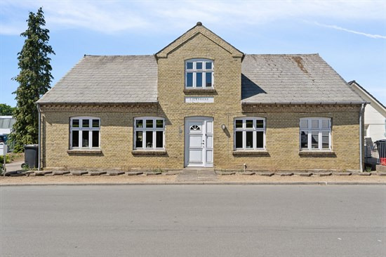 Vinkelvej 15 er til salg for kun 749.000 kr.: Se de billigste boliger til salg i Marslev her