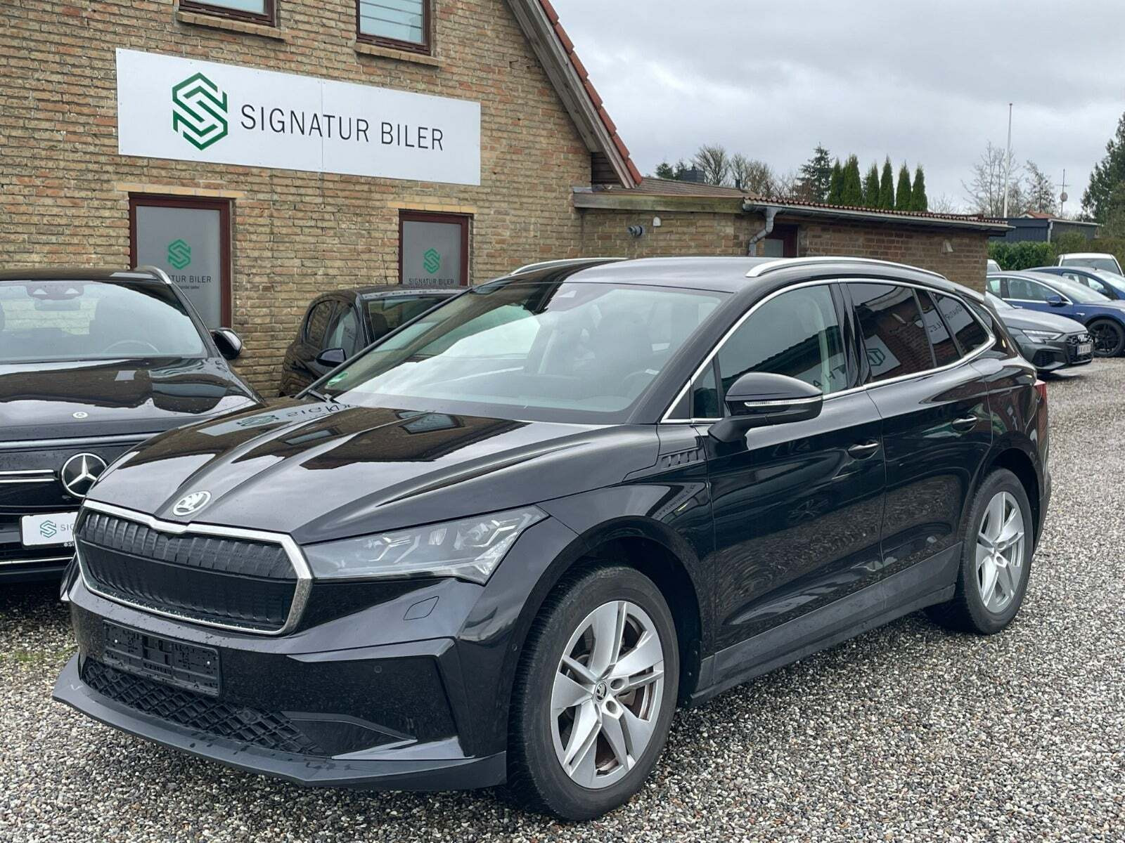 Biler netop sat til salg i Stouby