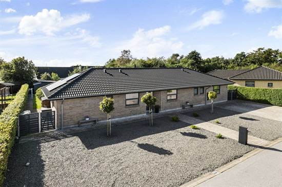 Til salg hos Nybolig Brønderslev & Vrå: Familievenlig villa i attraktivt lukket kvarter