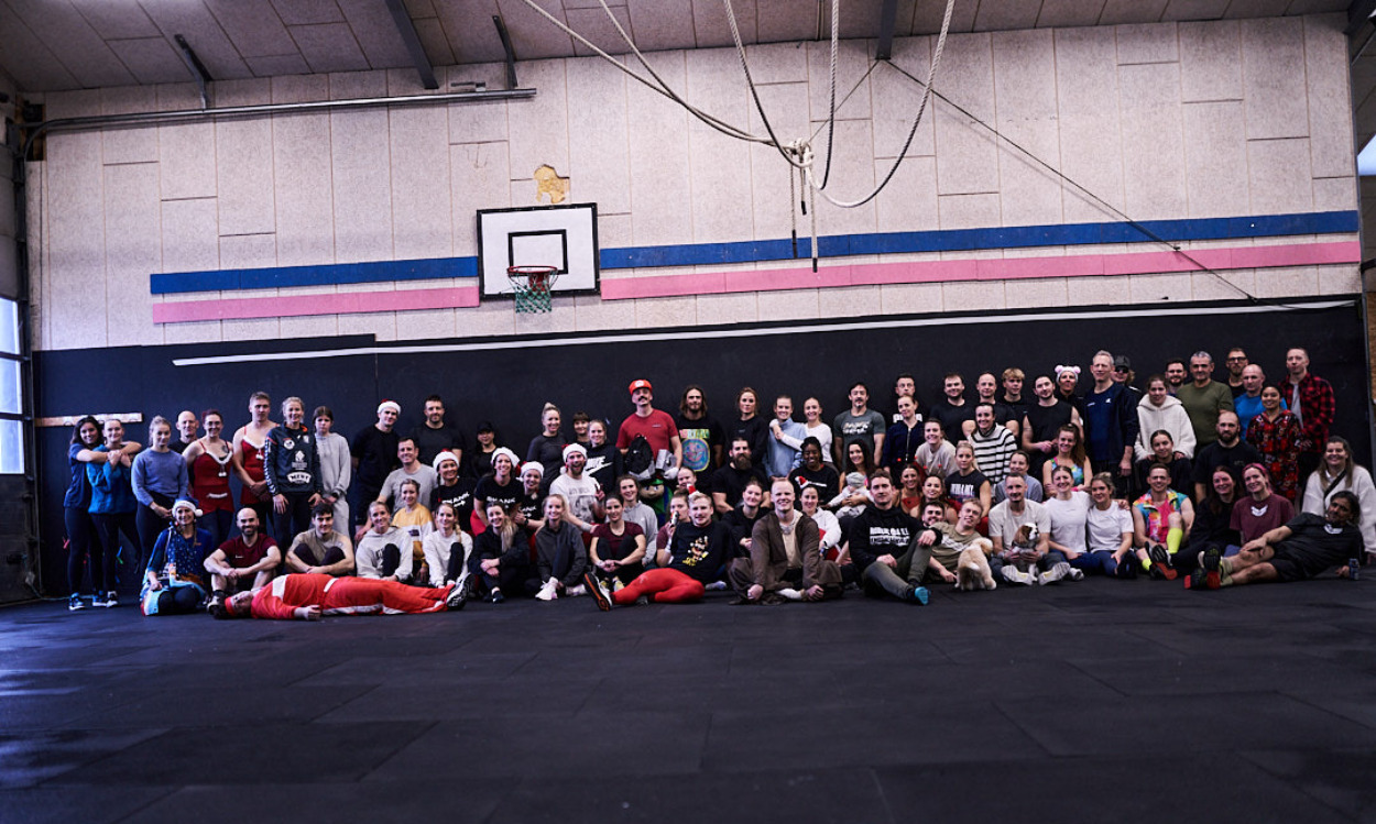 CrossFit Herning dyrker fællesskabets kraft og styrke