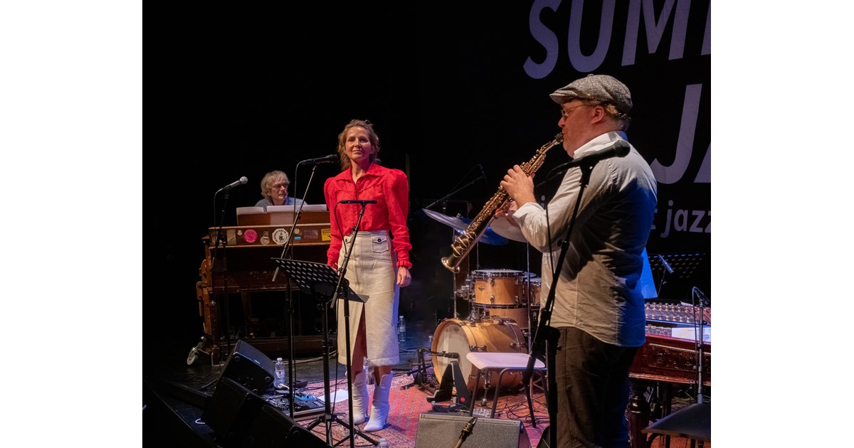 Umi Valby Bazaar hyldestkoncert i Valby Kulturhus | VORES Valby