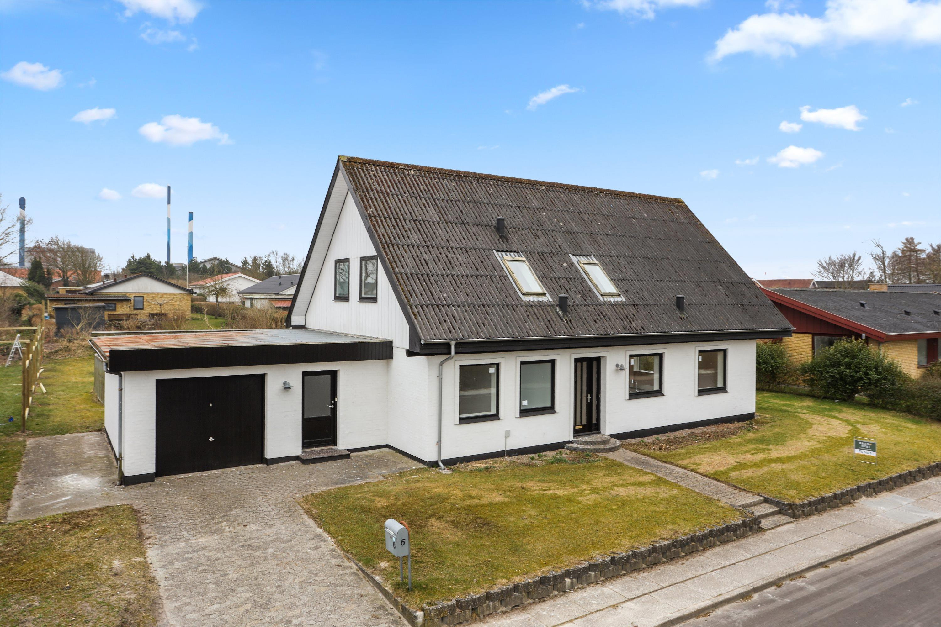 Rummelig villa på Islandsvej i Løgstør - ideel til familien tæt på skole og bymidte