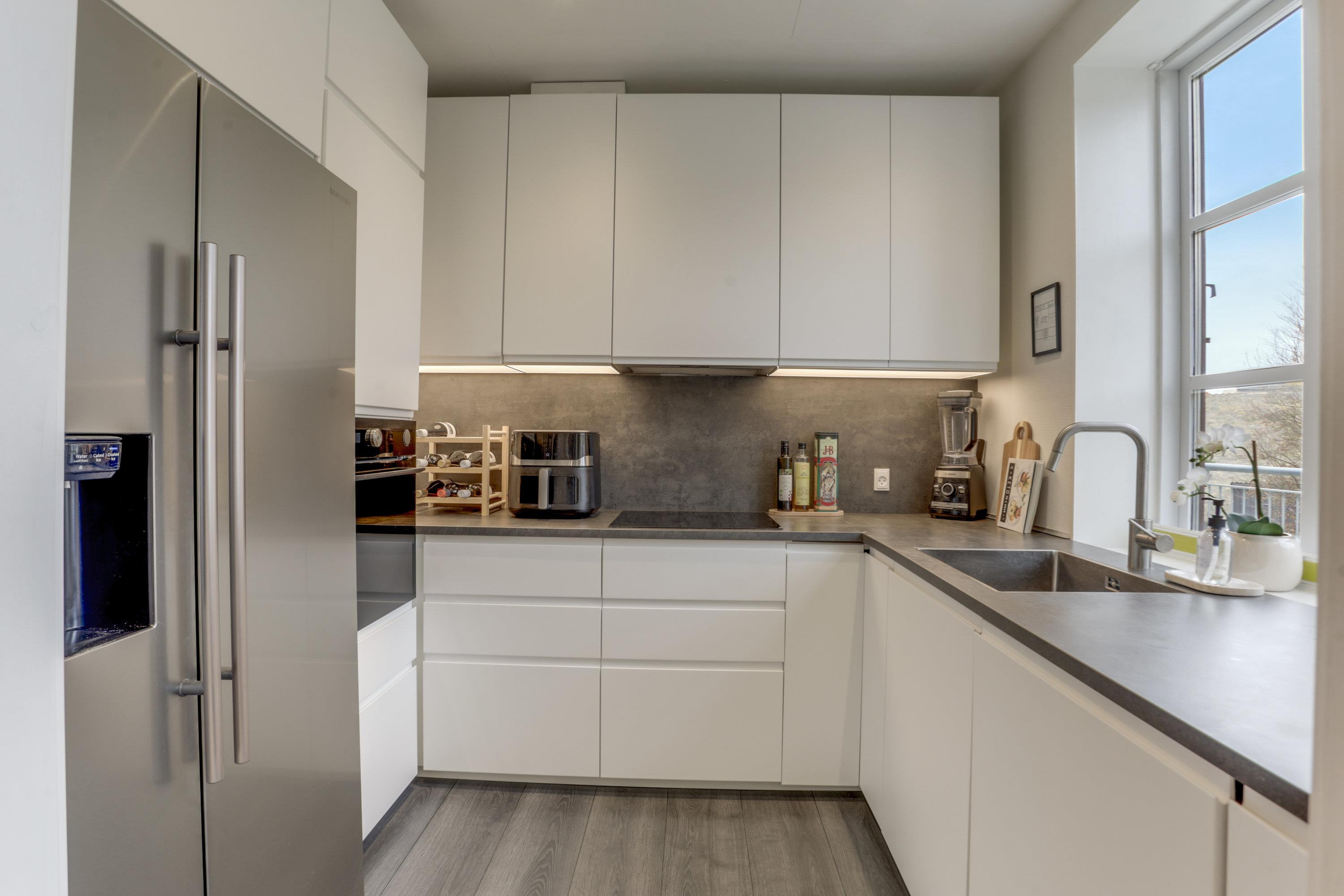 Renoveret lejlighed i to plan centralt i Nørresundby