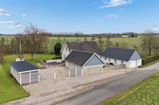 Agerstien 39 og 2 andre boliger er kommet til salg denne uge i Gelsted - se boligerne her.