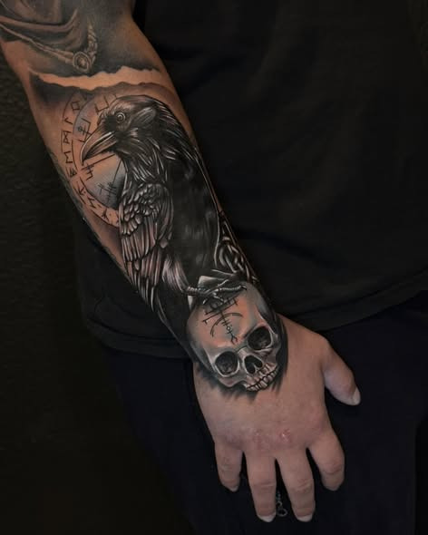 Mr. & Mrs. Tattoo fremviser imponerende cover-up transformation af Viktorya