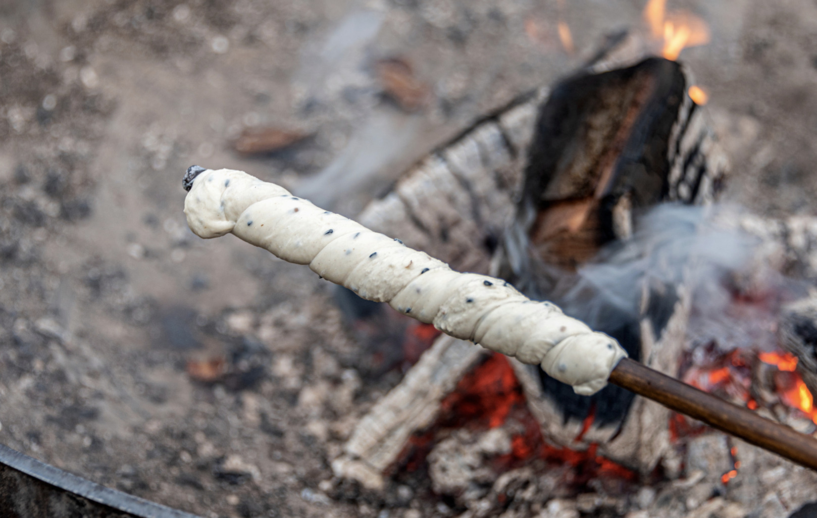 Sjov for børn hele sommeren – snobrød og snitteværksted